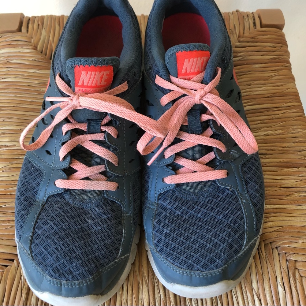 Nike Flex Shoes